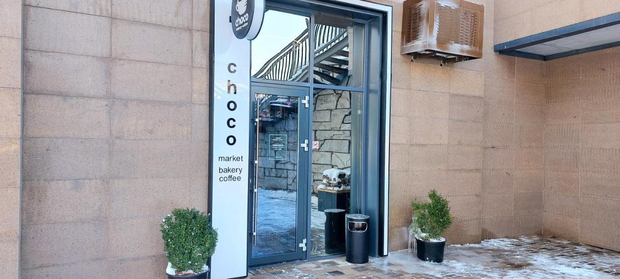 Уютная Стильная Квартира Возле Центрального Парка Горького! Appartamento Almaty Esterno foto